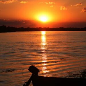 apus-de-soara-delta-dunarii-350x350-1-300x300-1