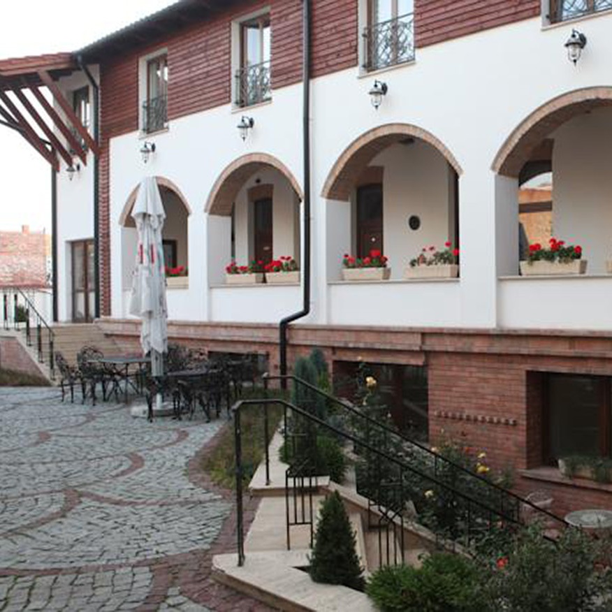 La-Maison-De-Caroline