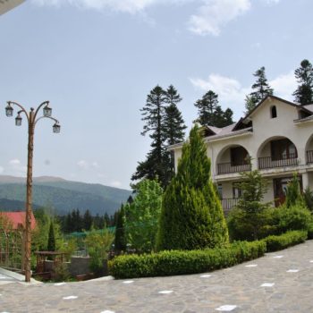 101545612_904049223405188_200159872723976192_o-350x350