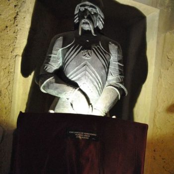 102422747_905842619892515_4030674339055127124_o-350x350