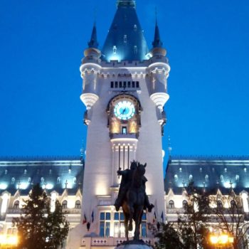 103380916_907744273035683_564388652126976277_o-350x350