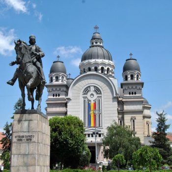 106418502_924272571382853_6470524480354296948_o-350x350