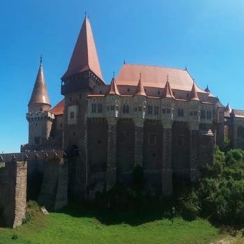 23154882_325627637914019_5899639267132603341_o-350x350