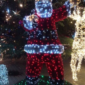 24955532_340821133061336_1805986485335120984_o-350x350