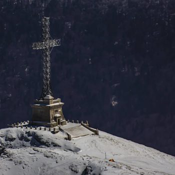 26233108_354150298395086_5177118890831521116_o-350x350