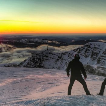 26756382_354150295061753_5622170708755187215_o-350x350