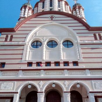 27023902_361434457666670_1256162839189116539_o-350x350