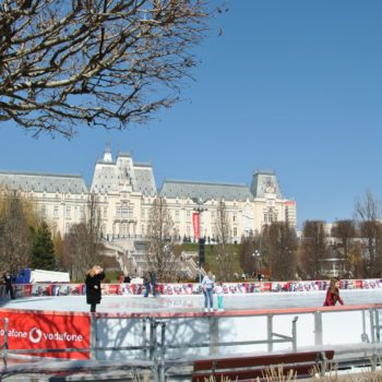 28701275_379142492562533_8328001995964854717_o-350x350