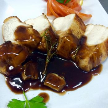 29216519_380423555767760_7892458220819635231_n-350x350