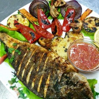 29216897_380423559101093_1168856890463165238_n-350x350