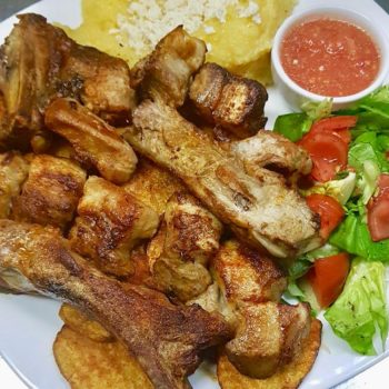 29217075_380423505767765_6203668831976133693_n-350x350