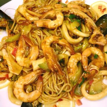 29249681_380423755767740_4243215688458136862_n-350x350