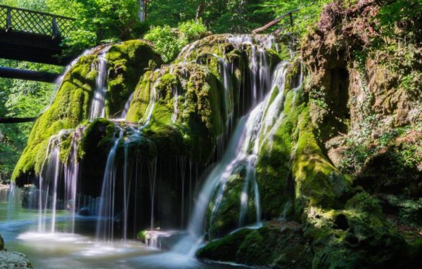 29745034_388485818294867_2749848489797237493_o-600x383