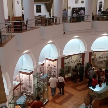 33074648_407966373013478_7533439982271201280_o-350x350