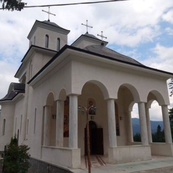 35279883_419723201837795_4104327467395710976_o-350x350