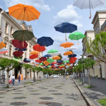 69338782_690971218046324_1766058176651722752_o-350x350