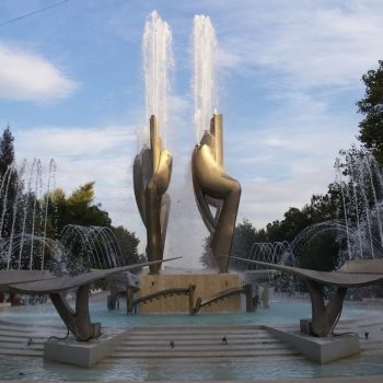 69540179_692063471270432_3049438200478040064_o-350x350