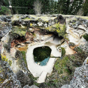 baile-romane-1-2-300x300-2