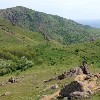 muntii_macinului5-350x350