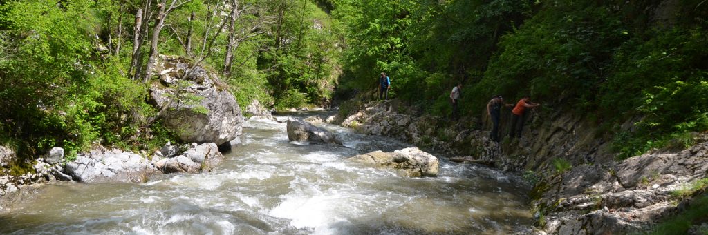 canyoing-slide-01-1024x341-1