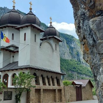 manastirea_valea_marcunei-350x350