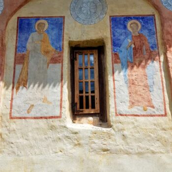 biserica_brezoi6-350x350