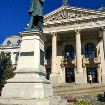 iasi_teatru2-350x350