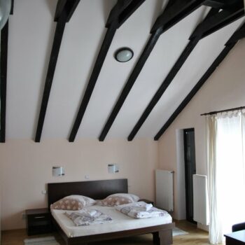 22marz23-2-7-350x350