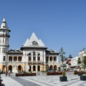 palatul_comunal-350x350