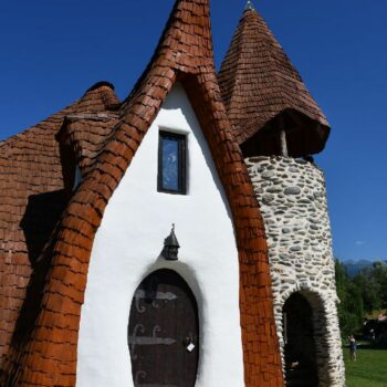 castelul_de_lut-350x350