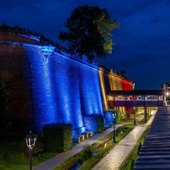 cetatea_alba2-350x350