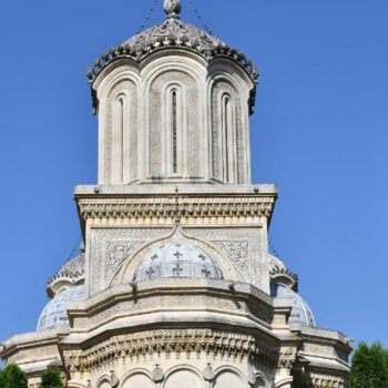 curtea_de_arges6-1-350x350